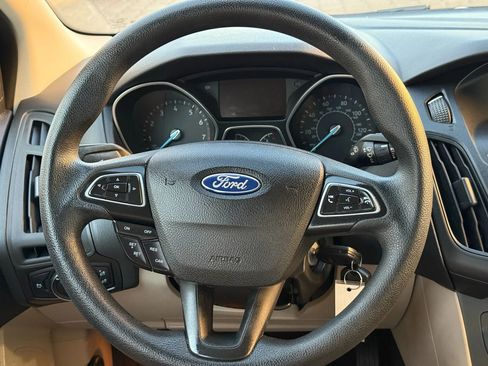 Used 2015 Ford Focus SE image 17