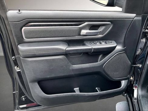 Used 2020 RAM 1500 Big Horn AWD/4WD image 20