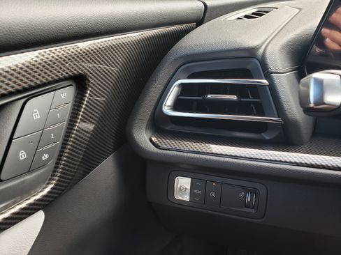 New 2026 Chevrolet Traverse High Country w/ LPO, Floor Liner Package image 15