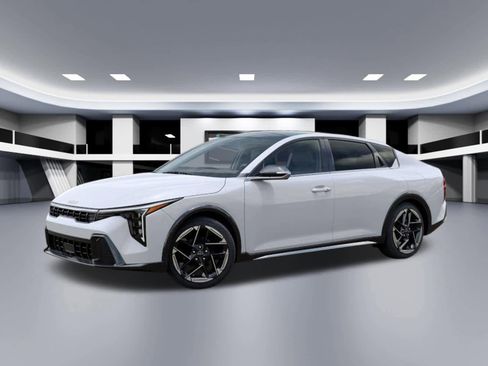 New 2026 Kia K4 GT-Line w/ GT-Line Premium Package image 3