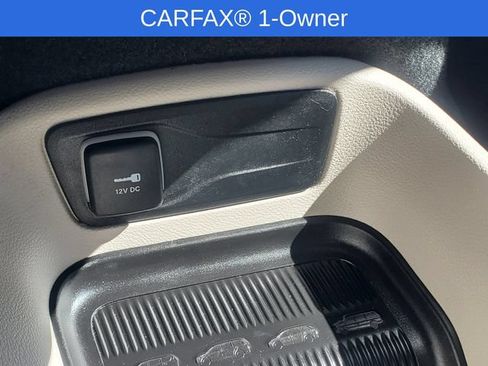 Used 2024 Chrysler Pacifica Touring-L FWD image 26
