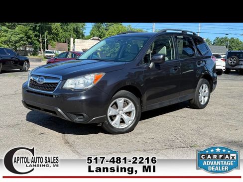 Used 2015 Subaru Forester 2.5i Premium w/ All-Weather Package AWD/4WD image 4