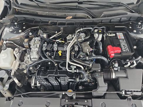 Used 2025 Nissan Altima 2.5 SV image 34