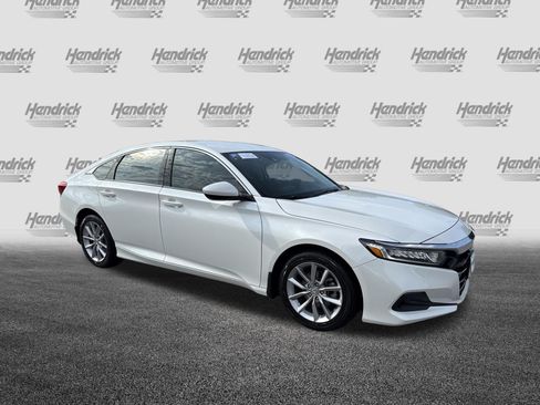 Certified 2022 Honda Accord LX image 2