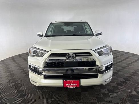 Used 2022 Toyota 4Runner Limited AWD/4WD image 2