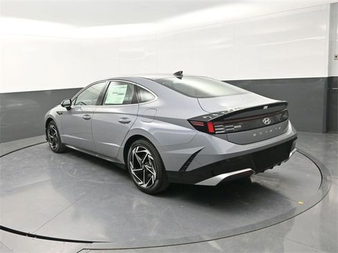 New 2026 Hyundai Sonata SEL image 6