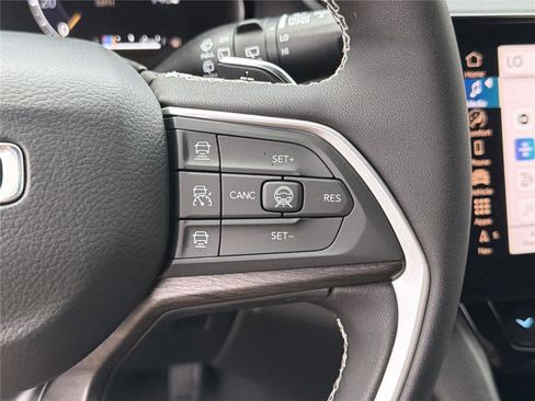 New 2026 Jeep Grand Cherokee Limited Reserve image 25