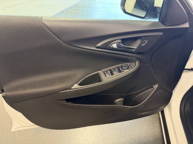 Used 2024 Chevrolet Malibu LT FWD image 8