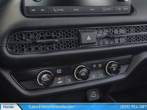 Certified 2024 Honda HR-V LX image 24