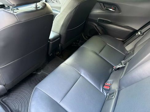 Used 2023 Toyota Prius XLE FWD image 15