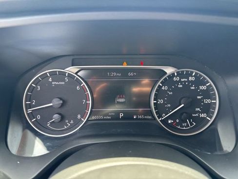 Used 2024 Nissan Rogue S AWD/4WD image 14