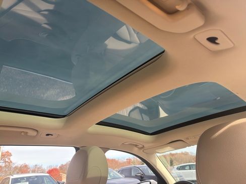 Used 2022 Mercedes-Benz GLC 300 4MATIC image 33