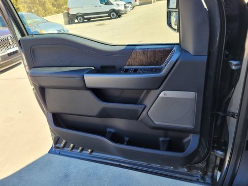 New 2026 Ford F250 Lariat w/ Lariat Premium Package AWD/4WD image 12