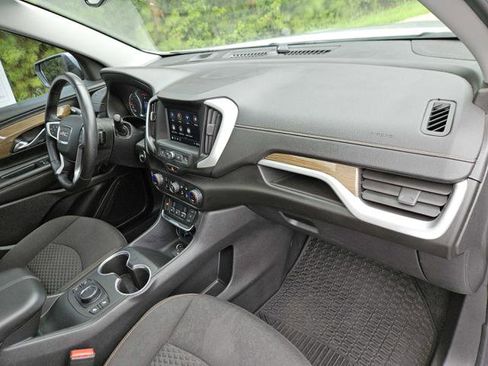 Used 2021 GMC Terrain SLE w/ Driver Convenience Package image 32
