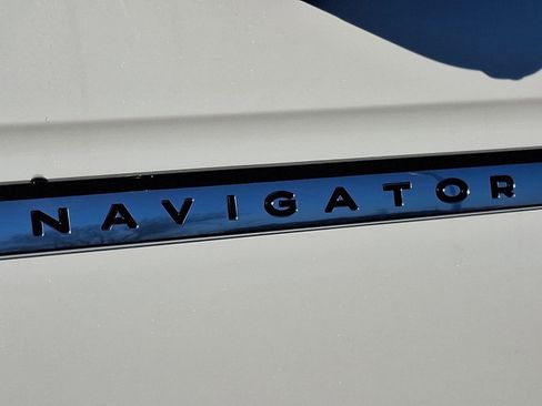 New 2026 Lincoln Navigator L Reserve image 22