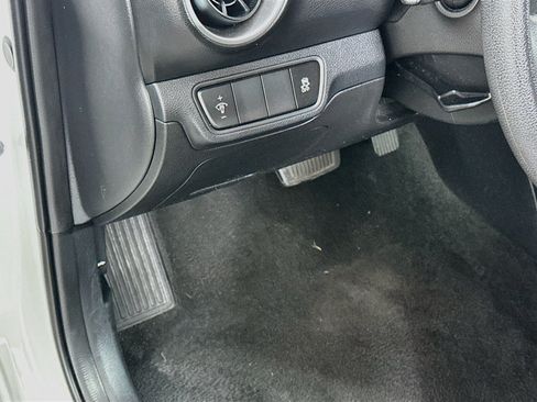 Used 2024 Kia Forte LXS FWD image 16