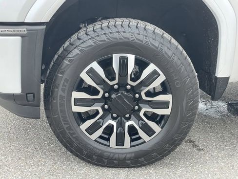 Used 2024 GMC Sierra 2500 Denali Ultimate image 41