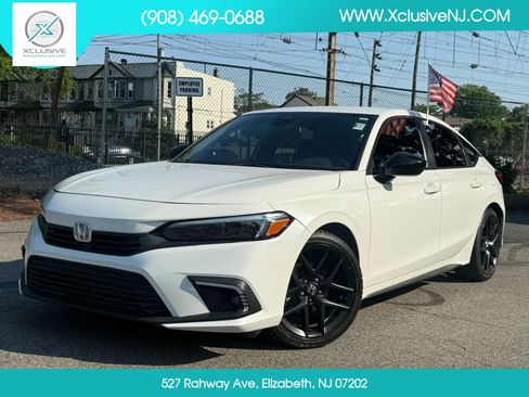 Used 2022 Honda Civic Sport image 1