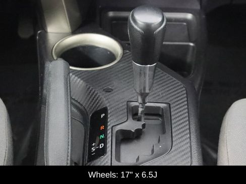 Used 2013 Toyota RAV4 LE image 13