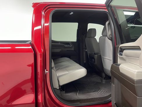 Used 2023 Chevrolet Silverado 1500 LT AWD/4WD image 14