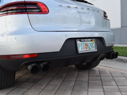 Used 2016 Porsche Macan S AWD/4WD image 18