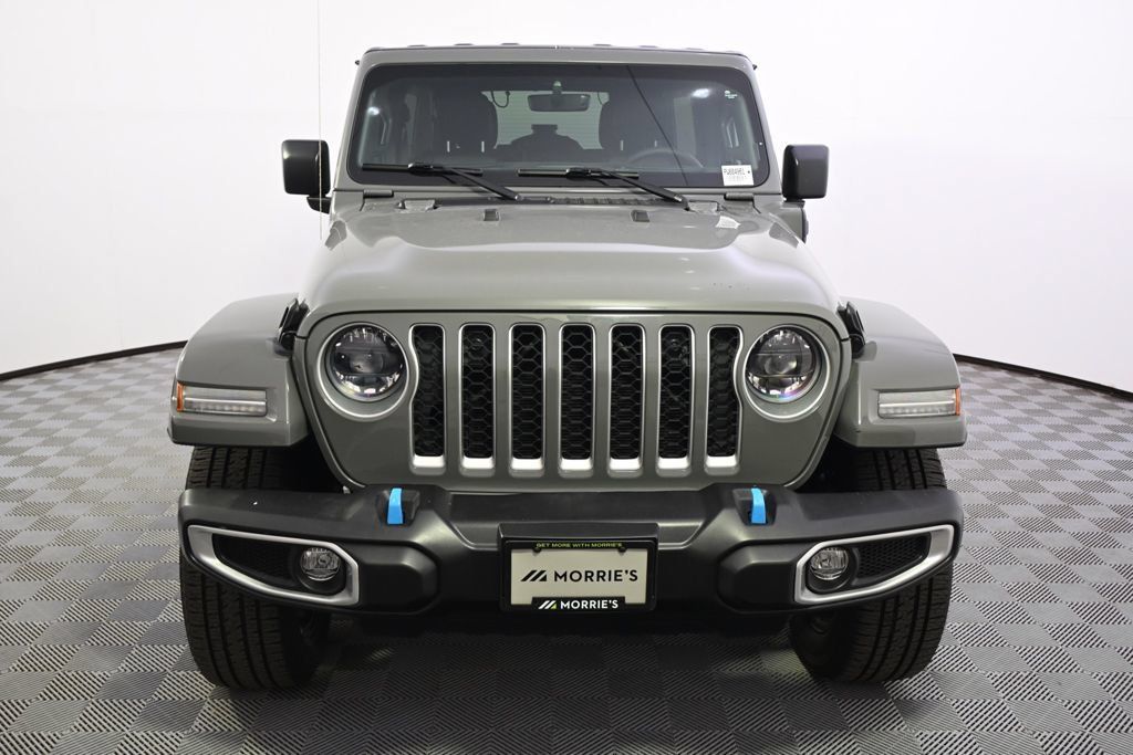 Used 2023 Jeep Wrangler Unlimited Sahara AWD/4WD image 10
