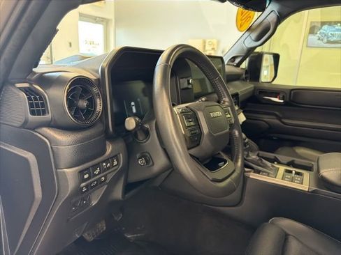 Used 2024 Toyota Land Cruiser image 17