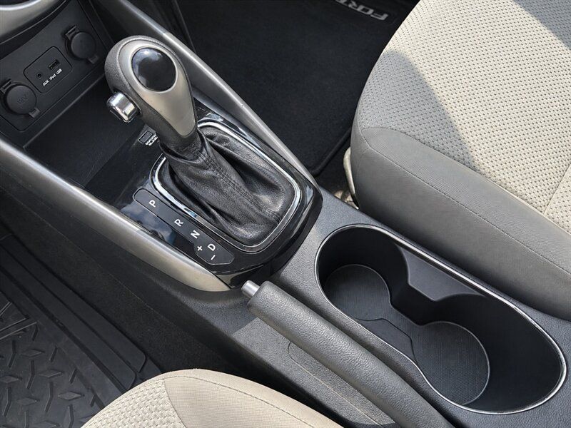 Used 2013 Kia Forte EX FWD image 14