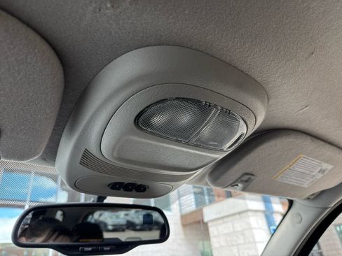 Used 2008 GMC Envoy SLE image 24