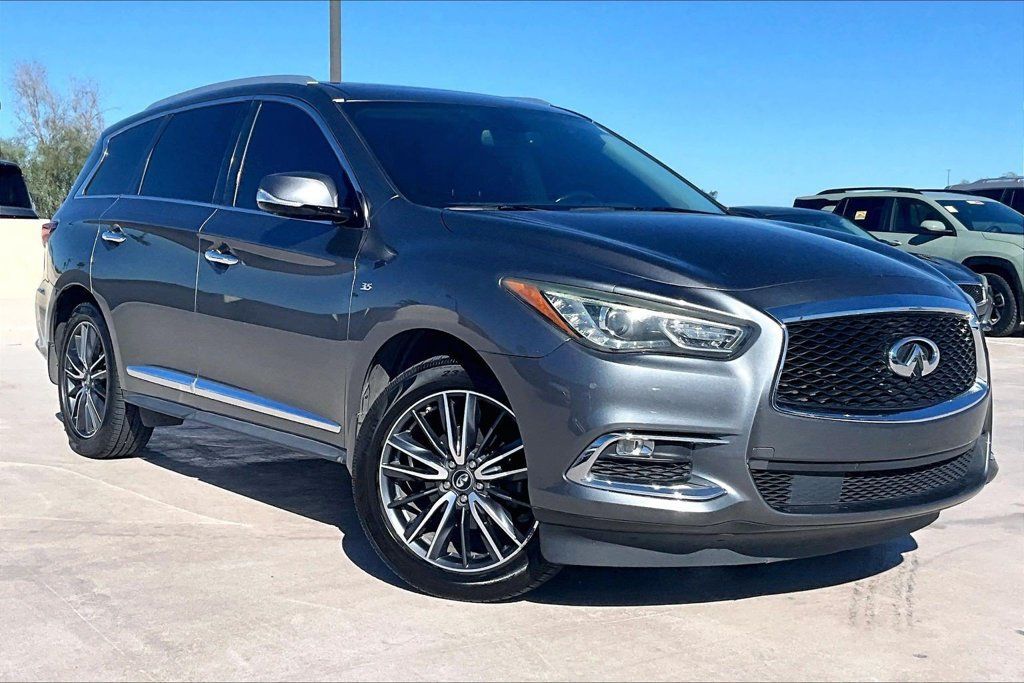 Used 2018 INFINITI QX60 FWD w/ Premium Plus Package image 2