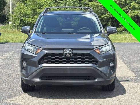 Used 2020 Toyota RAV4 XLE AWD/4WD image 30