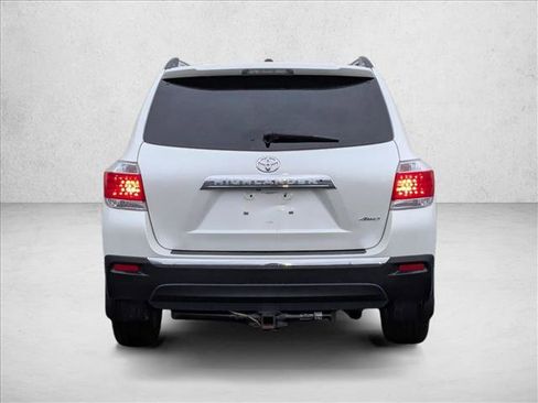 Used 2012 Toyota Highlander Limited image 7