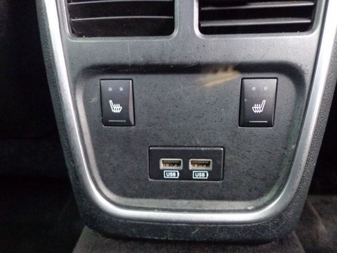 Used 2015 Dodge Charger SXT w/ AWD Plus Group image 20