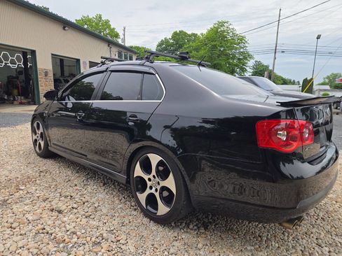 Used 2007 Volkswagen Jetta Wolfsburg Edition FWD image 5