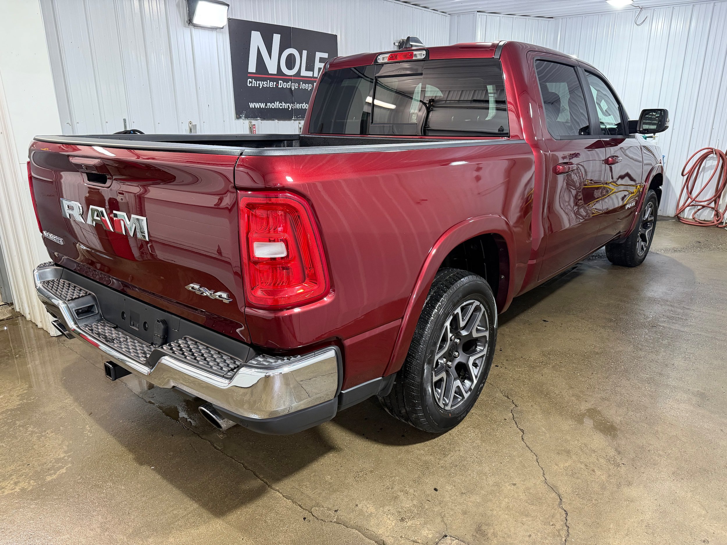 Used 2026 RAM 1500 Laramie AWD/4WD image 6