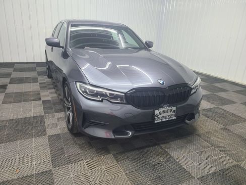 Used 2022 BMW 330i xDrive Sedan w/ Premium Package 2 AWD/4WD image 5