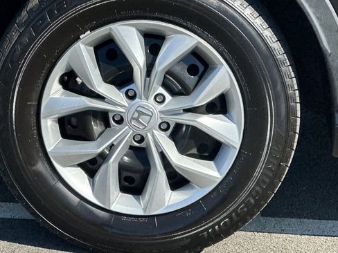 Certified 2025 Honda CR-V LX image 29