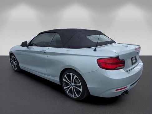 Used 2019 BMW 230i Convertible w/ Premium Package image 7