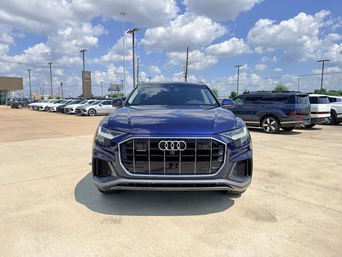 Used 2021 Audi Q8 Premium Plus w/ Premium Plus Package AWD/4WD image 2