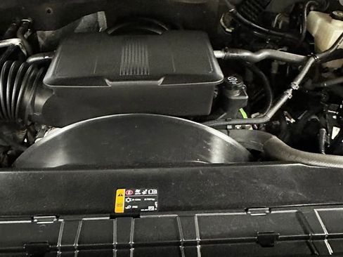 Used 2023 Chevrolet Silverado 2500 High Country w/ Z71 Off-Road Package AWD/4WD image 7