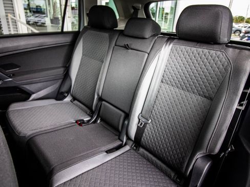 Certified 2020 Volkswagen Tiguan S image 42