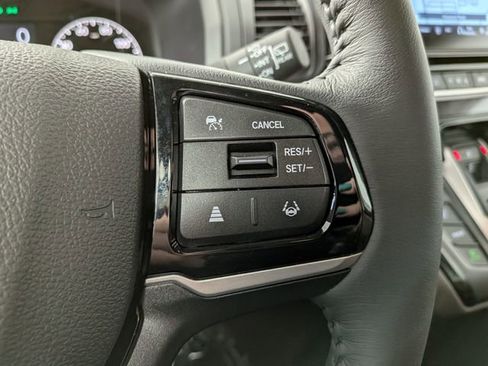 New 2026 Honda Odyssey Touring image 8