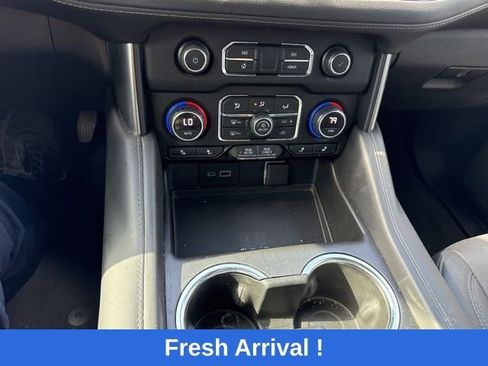 Used 2022 Chevrolet Tahoe LT w/ Luxury Package image 5