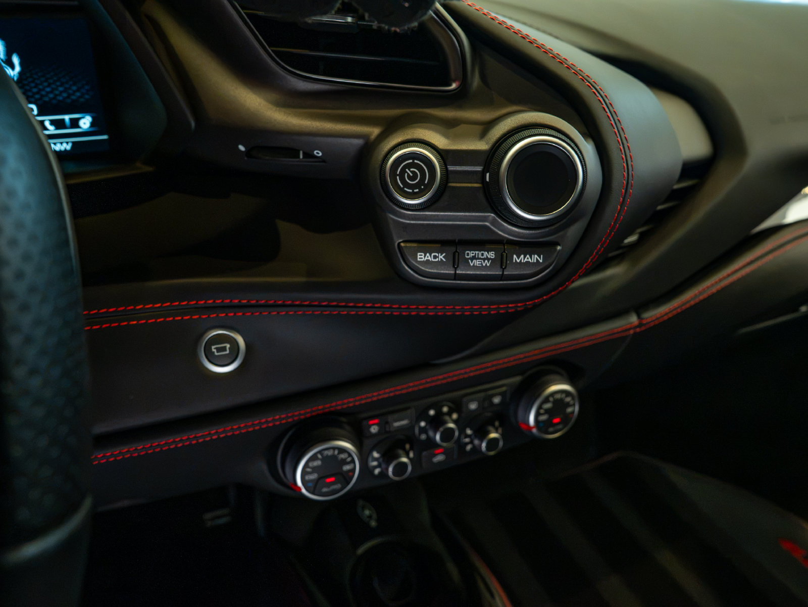 Used 2019 Ferrari 488 GTB RWD image 14