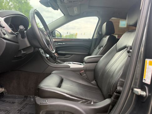 Used 2015 Cadillac SRX Luxury w/ Driver Awareness Package FWD image 16