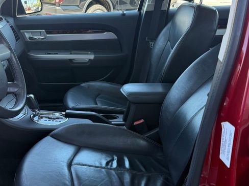 Used 2010 Chrysler Sebring Limited image 27