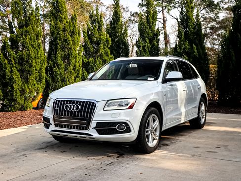 Used 2014 Audi Q5 3.0T Prestige image 5