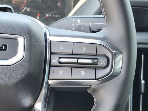New 2026 GMC Yukon XL Denali w/ Denali Reserve Package RWD image 27