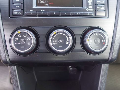 Used 2014 Subaru Crosstrek 2.0i Limited image 20