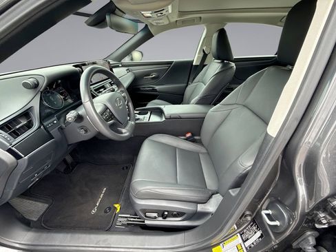 Used 2025 Lexus ES 350 w/ Premium Package FWD image 30